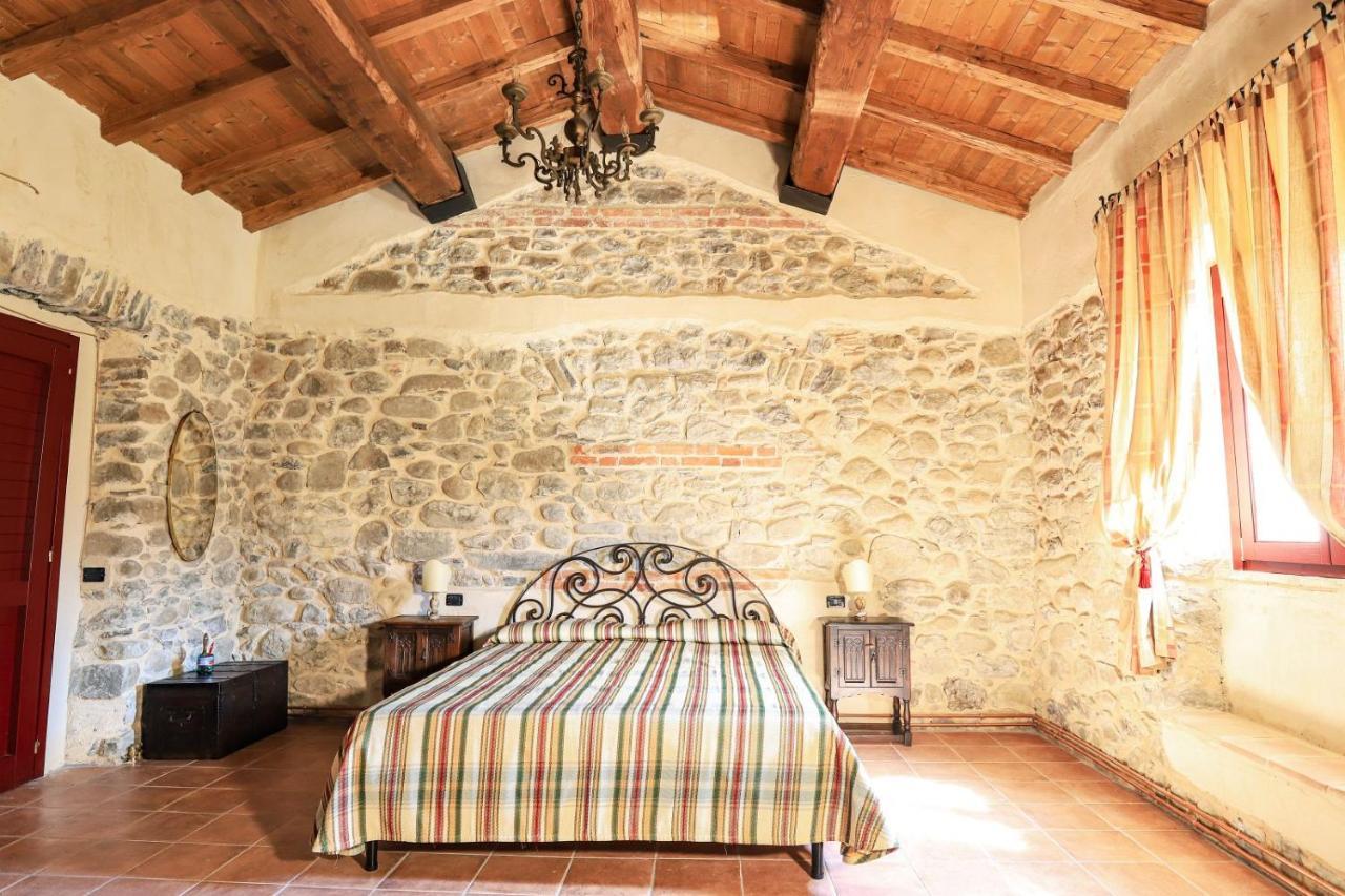 Bagnone Agriturismo La Cascina Dei Chicchi מראה חיצוני תמונה