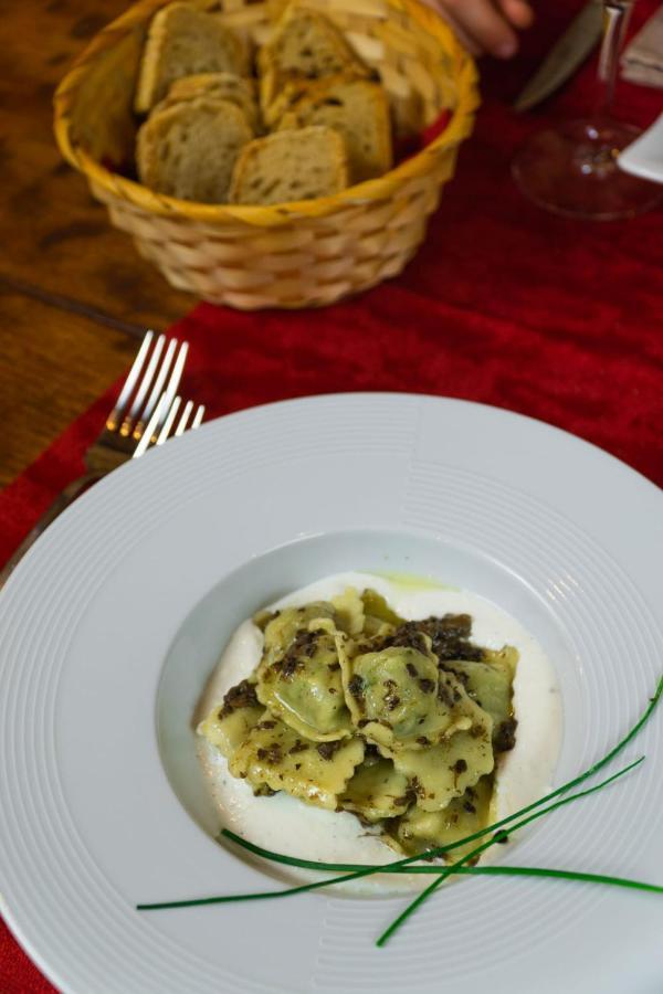 Bagnone Agriturismo La Cascina Dei Chicchi מראה חיצוני תמונה