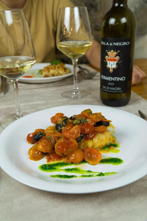 Bagnone Agriturismo La Cascina Dei Chicchi מראה חיצוני תמונה